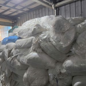 Giẻ lau trắng không xù lông tại Bình Dương